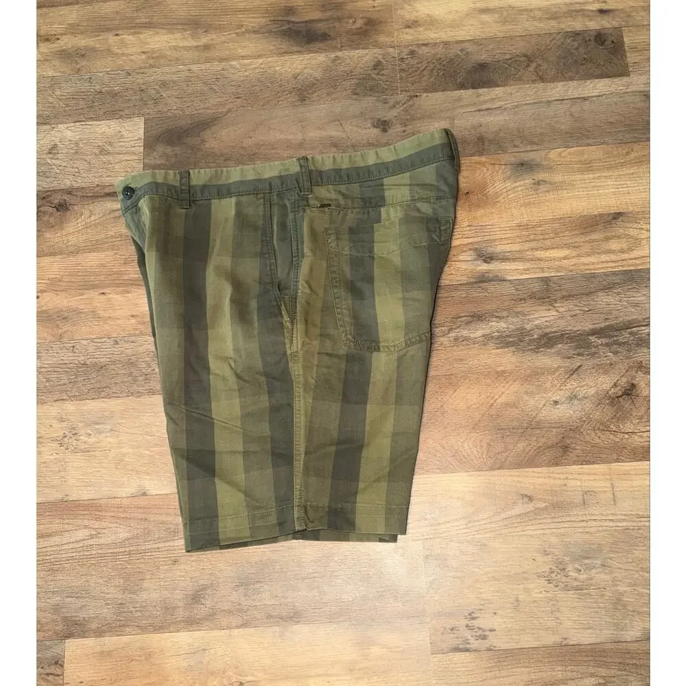 The north face men’s the narrow shorts
